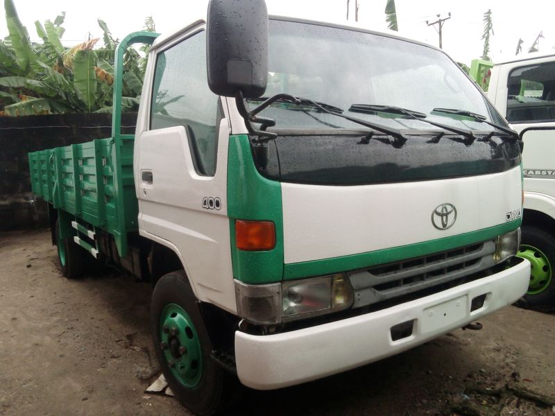 Thumbnail 2 of 2004 Toyota Dyna